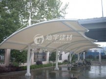 燦宇安裝蘇州小區膜結構停車(chē)棚